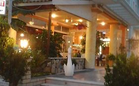 Hotel Spiros