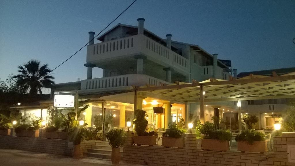 Hotel Spiros Αμμουδιά Εξωτερικό φωτογραφία